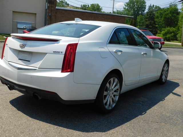 Pre-Owned 2017 Cadillac ATS 2.0L Turbo Luxury With Navigation & AWD