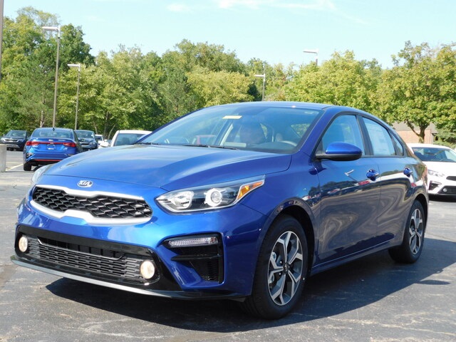 New 2021 Kia Forte LXS FWD 4D Sedan