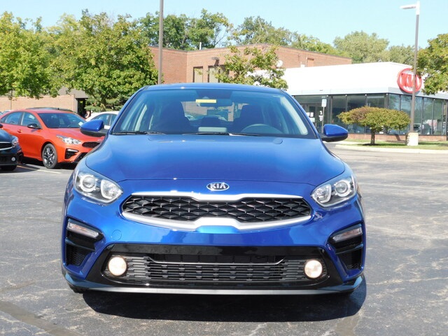 New 2021 Kia Forte LXS FWD 4D Sedan