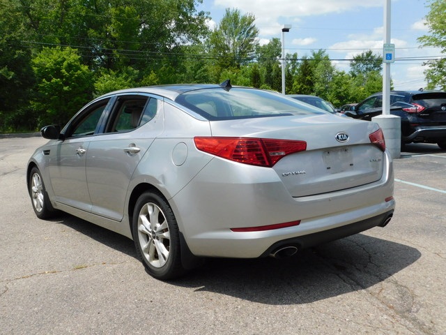 Pre-Owned 2011 Kia Optima EX Turbo FWD 4D Sedan